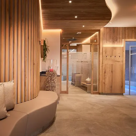 Hotel Laschenskyhof & 4*