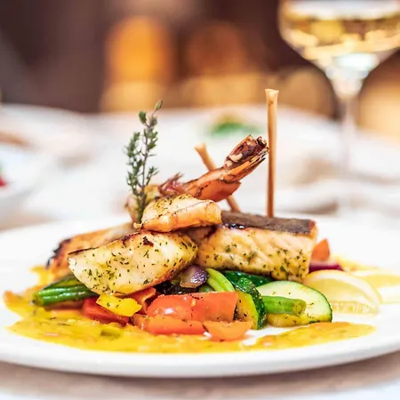 Laschenskyhof & Hotel 4*