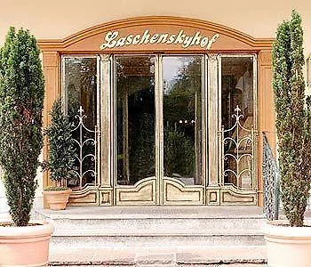 Laschenskyhof &