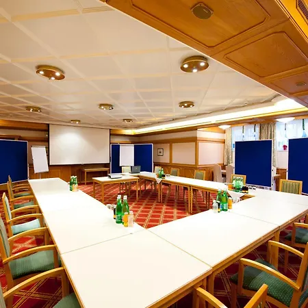 Laschenskyhof & 4* Wals-Siezenheim